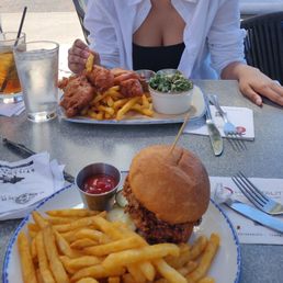 Fish 'n Chips & Nashville Hot Chicken Fish 'n Chips & Nashville Hot Chicken
