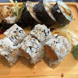 Boonton Sushi House - Shrimp tempura roll (top) and Alaska roll