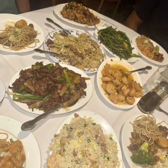 Yang Chow - Mixed fried rice, Mongolian beef, slippery shrimp, beef lo mein, mixed veggies, Szechuan chicken - Chinese Near Me - Los Angeles, California