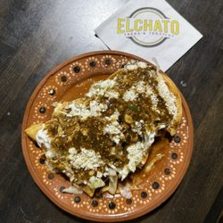 El Chatos Tacos & Tequilas - Tacos Dorado