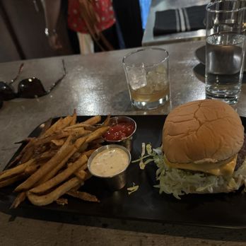 1618 Midtown - Wine Bars Near Me - Greensboro, North Carolina