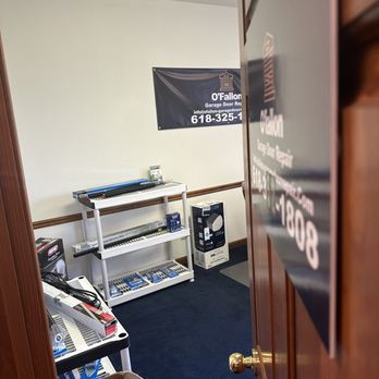 O’Fallon Garage Door Repair - Garage Door Services Near Me - O'Fallon, Illinois O’Fallon Garage Door Repair - Garage Door Services Near Me - O'Fallon, Illinois