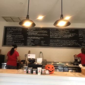 Tucker & Bevvy - Breakfast & Brunch Near Me - Honolulu, Hawaii Tucker & Bevvy - Breakfast & Brunch Near Me - Honolulu, Hawaii