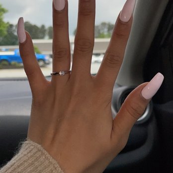 Luxury Nail Spa - pale pink - Nail Salons Near Me - Tracy, California
