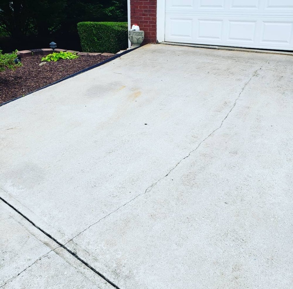 Slide of D Home Improvements