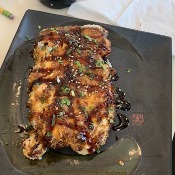 Goleta Sushi House - Pizza roll (SO DELICIOUS) - Sushi Bars Near Me - Goleta, California