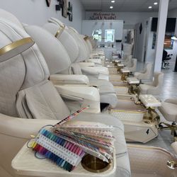 LV Nails