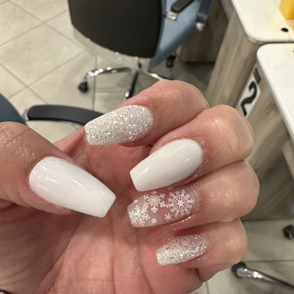 Fancy Nails - Snowflakes - Nail Salons Near Me - Scotts Valley, California Fancy Nails - Snowflakes - Nail Salons Near Me - Scotts Valley, California