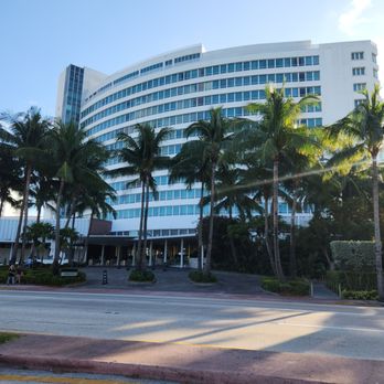 Miami Beach - Fountainbleu - Beaches Near Me - Miami Beach, Florida Miami Beach - Fountainbleu - Beaches Near Me - Miami Beach, Florida