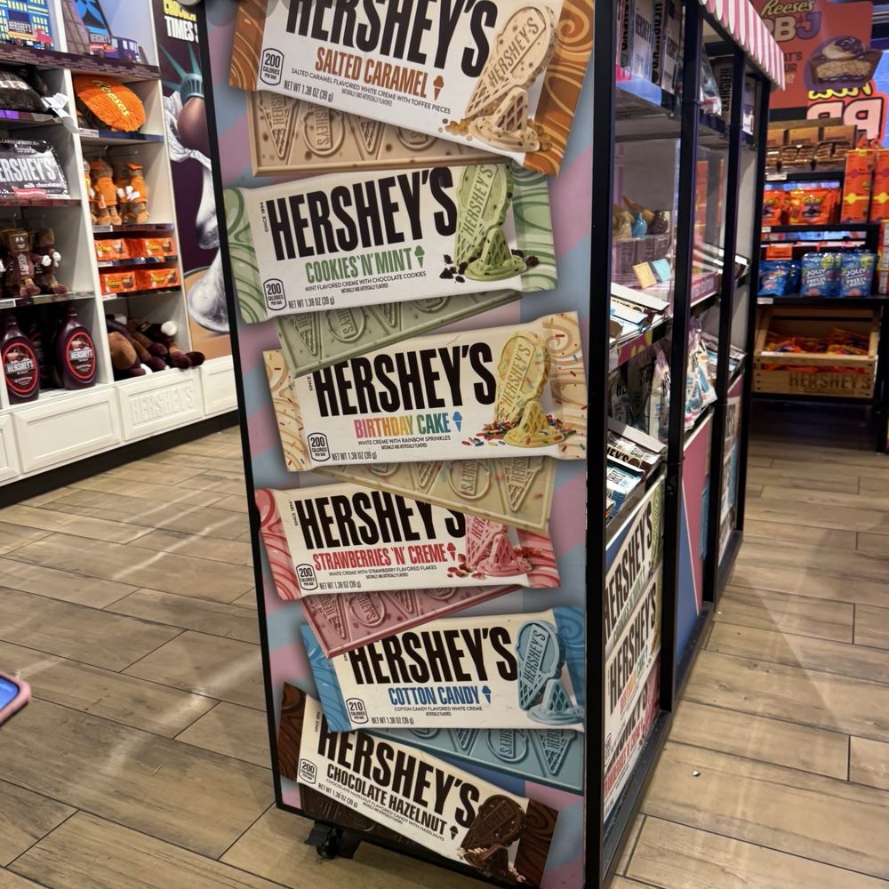 Hershey’s Chocolate World - Chocolatiers & Shops Near Me - New York, New York Hershey’s Chocolate World - Chocolatiers & Shops Near Me - New York, New York