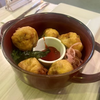 Bienmesabe - Barriguitas de Vieja rellenas de Ropa Vieja - Caribbean Near Me - Guaynabo, Puerto Rico