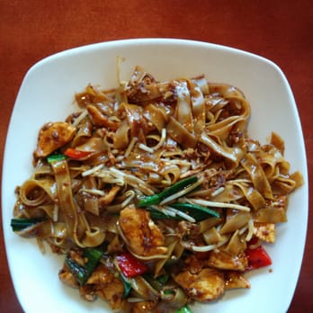 SY THAI CAFE - Drunken noodles - Thai Near Me - Birmingham, Michigan SY THAI CAFE - Drunken noodles - Thai Near Me - Birmingham, Michigan