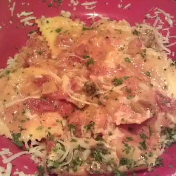 Tomato Brothers - Chicken ravioli - Italian Near Me - Howell, Michigan Tomato Brothers - Chicken ravioli - Italian Near Me - Howell, Michigan
