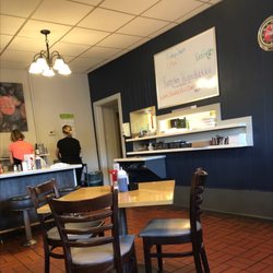 Suomi Home Bakery & Restaurant - Dining