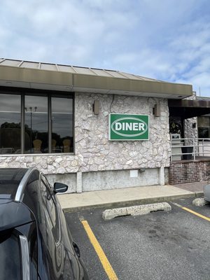 Peter Pan Diner -  Diner restaurant in Bay Shore, NY