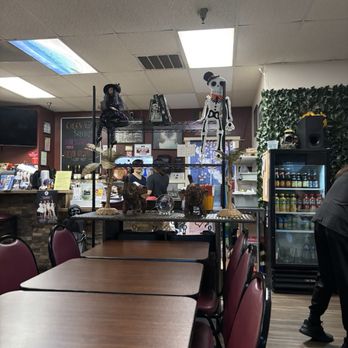 Tambayan Filipino Eatery - The space - Filipino Near Me - Larkfield-wikiup, California Tambayan Filipino Eatery - The space - Filipino Near Me - Larkfield-wikiup, California