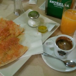 El Cafetal - 1 Desayuno 2.50€:  Café + zumo natural + tostadas