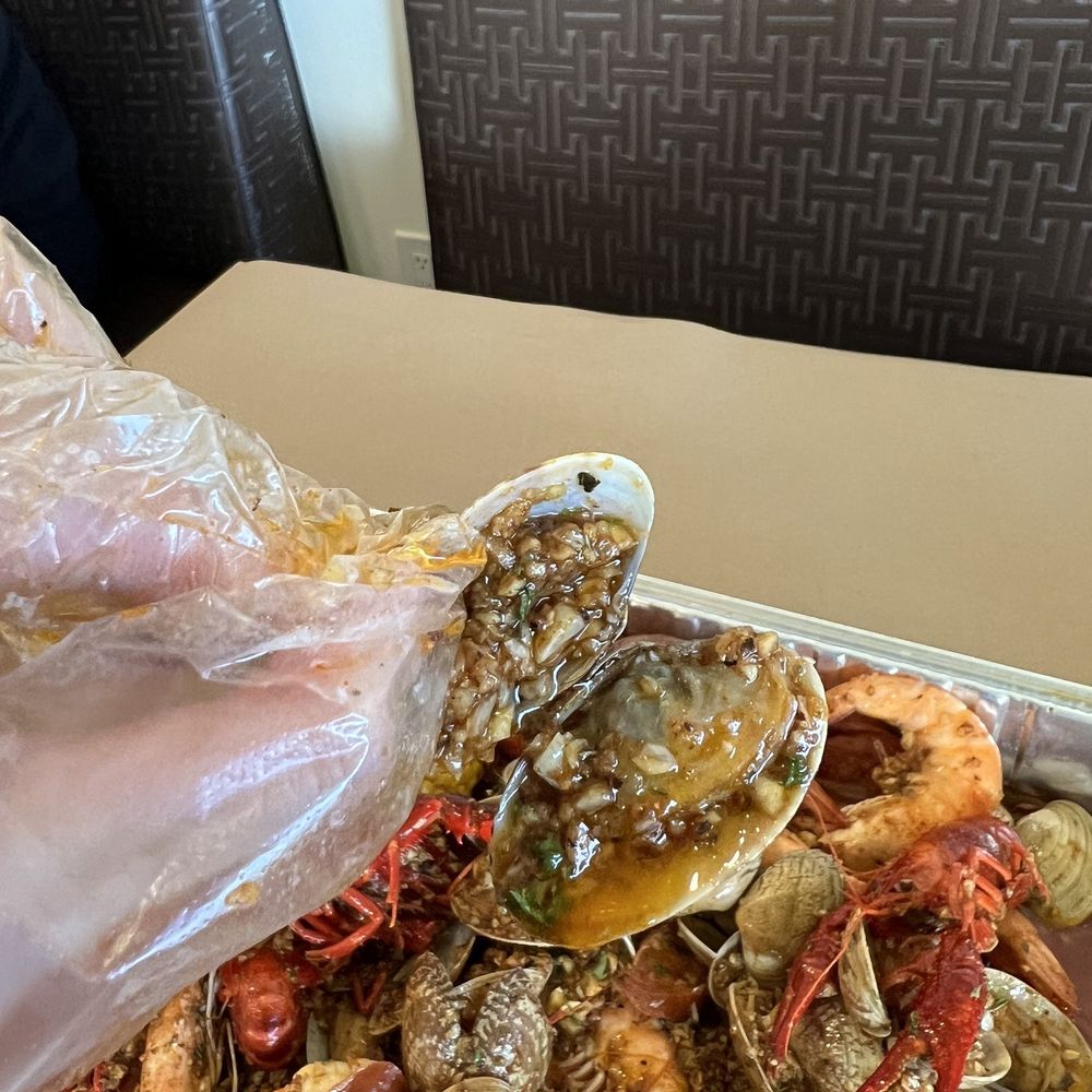 Bubbas Crab House - IG: happyfoodieoc - Cajun/Creole Near Me - Rowland Heights, California Bubbas Crab House - IG: happyfoodieoc - Cajun/Creole Near Me - Rowland Heights, California