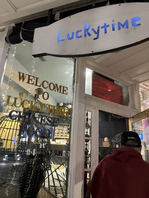 Lucky Time by null