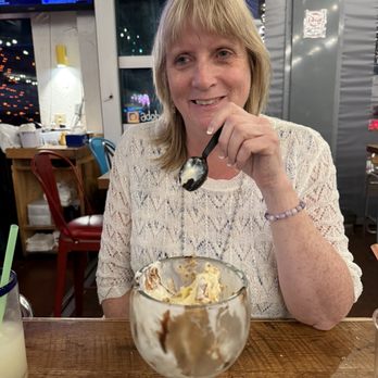 Adobe Gilas - Icecream - Mexican Near Me - Rosemont, Illinois