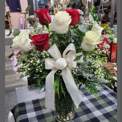 Where The Blooms Are - Beautiful flowers excellent customer service Highly recommend