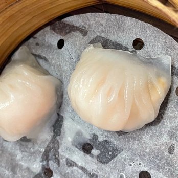 Tim Ho Wan - Shrimp and chive dumplings....inedible - Dim Sum Near Me - Honolulu, Hawaii Tim Ho Wan - Shrimp and chive dumplings....inedible - Dim Sum Near Me - Honolulu, Hawaii