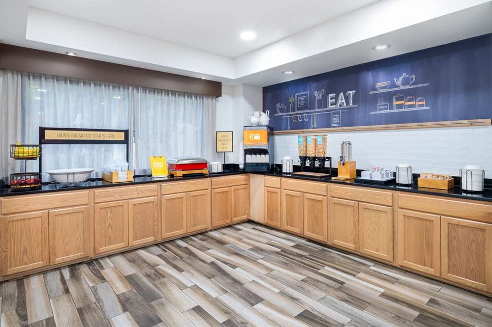 HAMPTON INN SANFORD 129 Photos & 23 Reviews 1904 S Horner Blvd