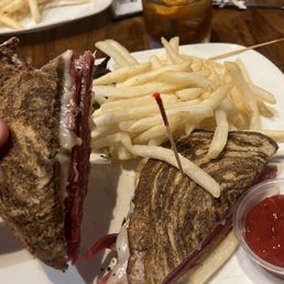 Reuben sandwich Reuben sandwich