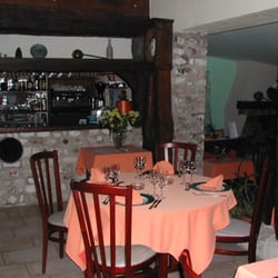Auberge du Pressoir - table