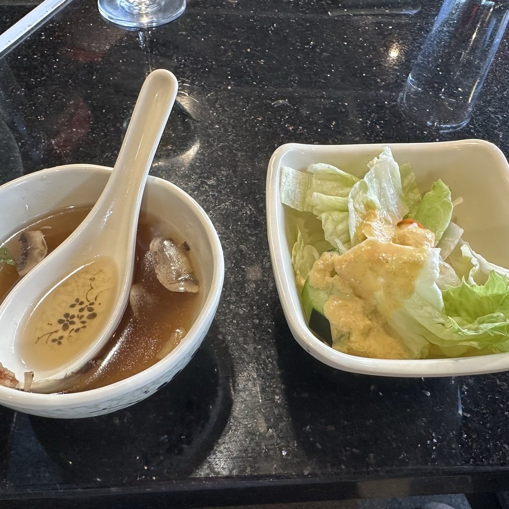 Soup and salad starter Soup and salad starter