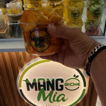 Mang Biche Mia - PINEAPPLE MANGO BOWL - Specialty Food Near Me - Sunrise, Florida