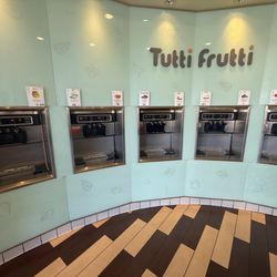 Tutti Frutti - Inside