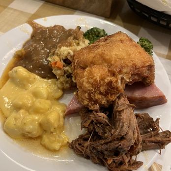 Der Dutchman - Buffet food - Bakeries Near Me - Sarasota, Florida