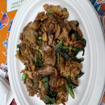 Paadee - Pad Se Ew - Thai Near Me - Portland, Oregon
