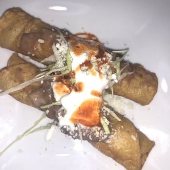 El Nuevo Guadalajara - Delicious flautas Free appetizers every weekend - Restaurants Near Me - Chicago, Illinois El Nuevo Guadalajara - Delicious flautas Free appetizers every weekend - Restaurants Near Me - Chicago, Illinois