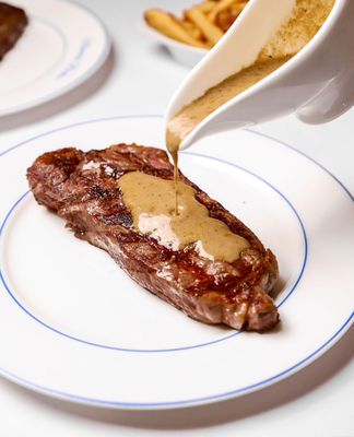 Monsieur Bistro Restaurant by null