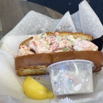 DJ's Clam Shack - Lobster Roll - Seafood Near Me - Key West, Florida