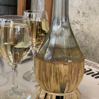 Nannarella - Wine and water setup - Italian Near Me - Rome, RM Nannarella - Wine and water setup - Italian Near Me - Rome, RM
