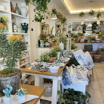 Casa e Bottega - Super cute shop with handmade wood block printed linens - Gluten-Free Near Me - Positano, SA