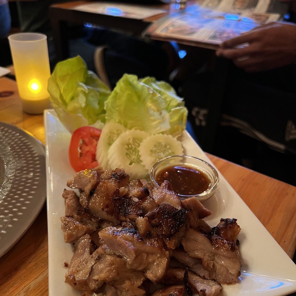 Somtum Der - Grilled Pork Neck - Thai Near Me - New York, New York Somtum Der - Grilled Pork Neck - Thai Near Me - New York, New York