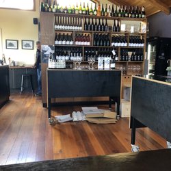 Moores Hill Estate - Tasting room