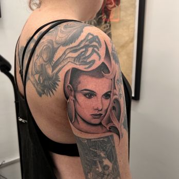 Oxford Circle Tattoo - Tattoo Near Me - Los Angeles, California Oxford Circle Tattoo - Tattoo Near Me - Los Angeles, California