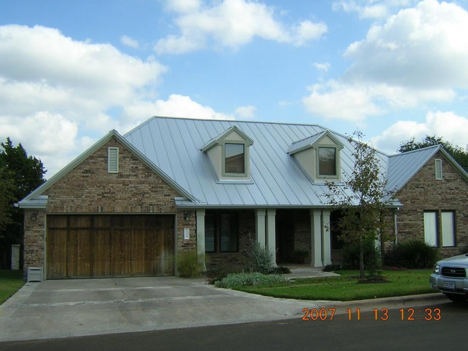 Slide of Hall's Roofing & Sheet Metal