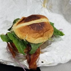 Wootermae's - Chicken sandwich