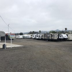 R V World Storage