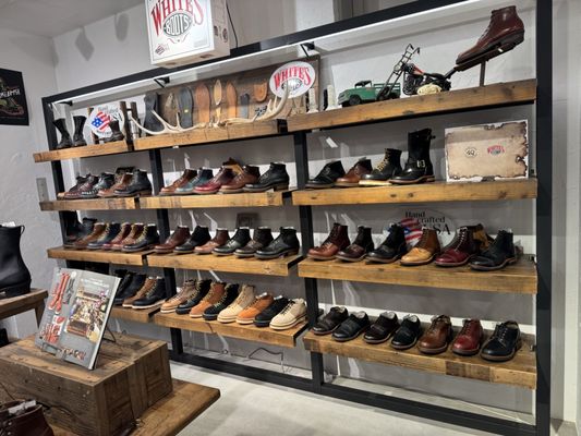 ABC-MART GRAND STAGE Ginza by null