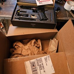 Airsoft Station - The Actual gun in question,don't buy! Junk