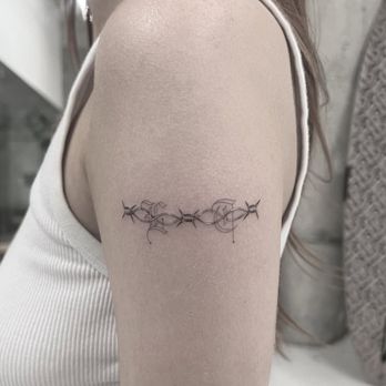 Nal Studio - Barbed Wire and Old English by NAL - Tattoo Near Me - Los Angeles, California