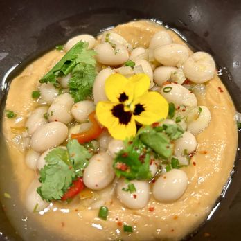 Fish la Boissonnerie - White beans - French Near Me - Paris, 75