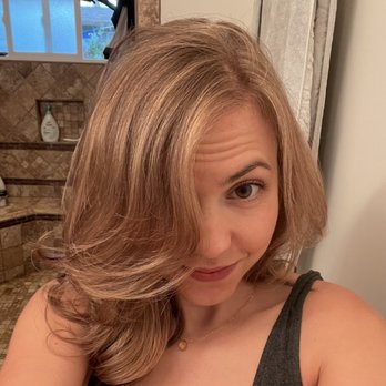 Lived In Salon - Gold balayage by Nicole (Instagram: Nicole.hairstylist_) - Hair Stylists Near Me Lived In Salon - Gold balayage by Nicole (Instagram: Nicole.hairstylist_) - Hair Stylists Near Me